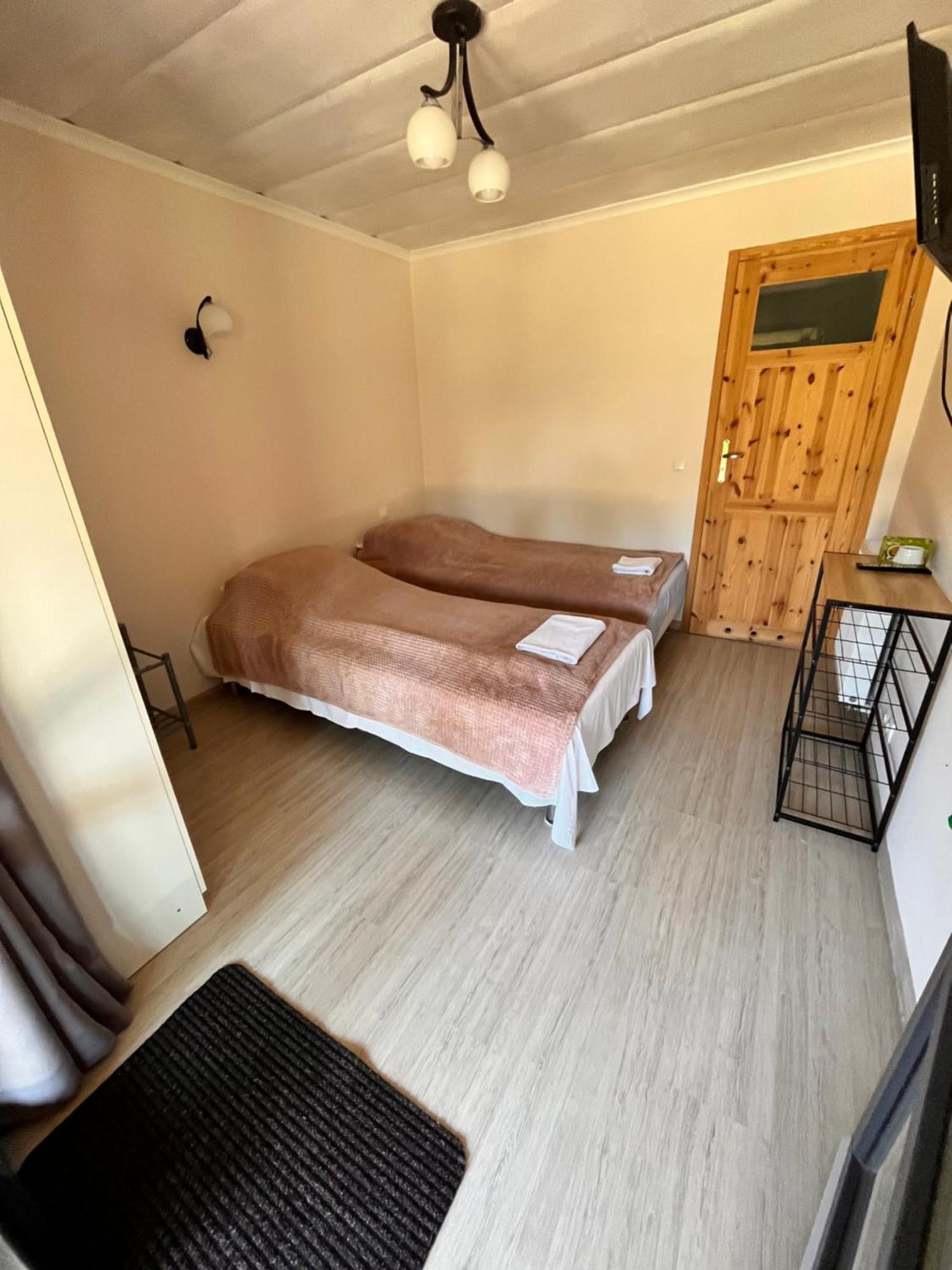 Hotel Radzewice Eksteriør billede